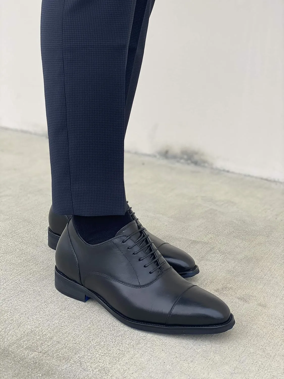 CALTO Men's Invisible Height Increasing Elevator Shoes - Black Premium Leather Lace-up Super Lightweight Formal Oxfords - 3 Inches Taller - S3032 - Size 8 D(M) US