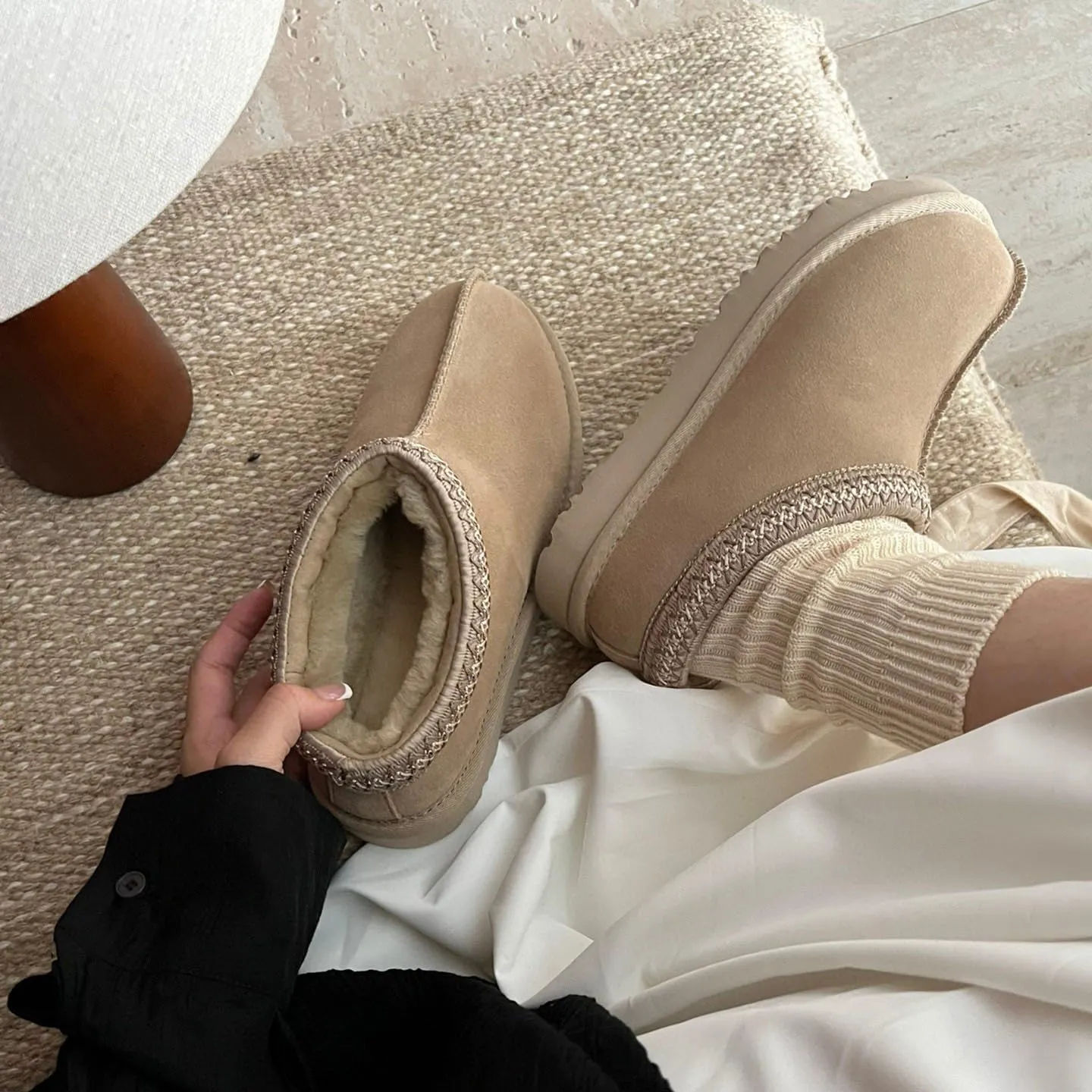 Fashion plush platform slippers for kids trend Mini Fleece Lined boots big kids Outdoor indoor slippers little kids Anti slip boots girl boys Short ankle boots Toddler
