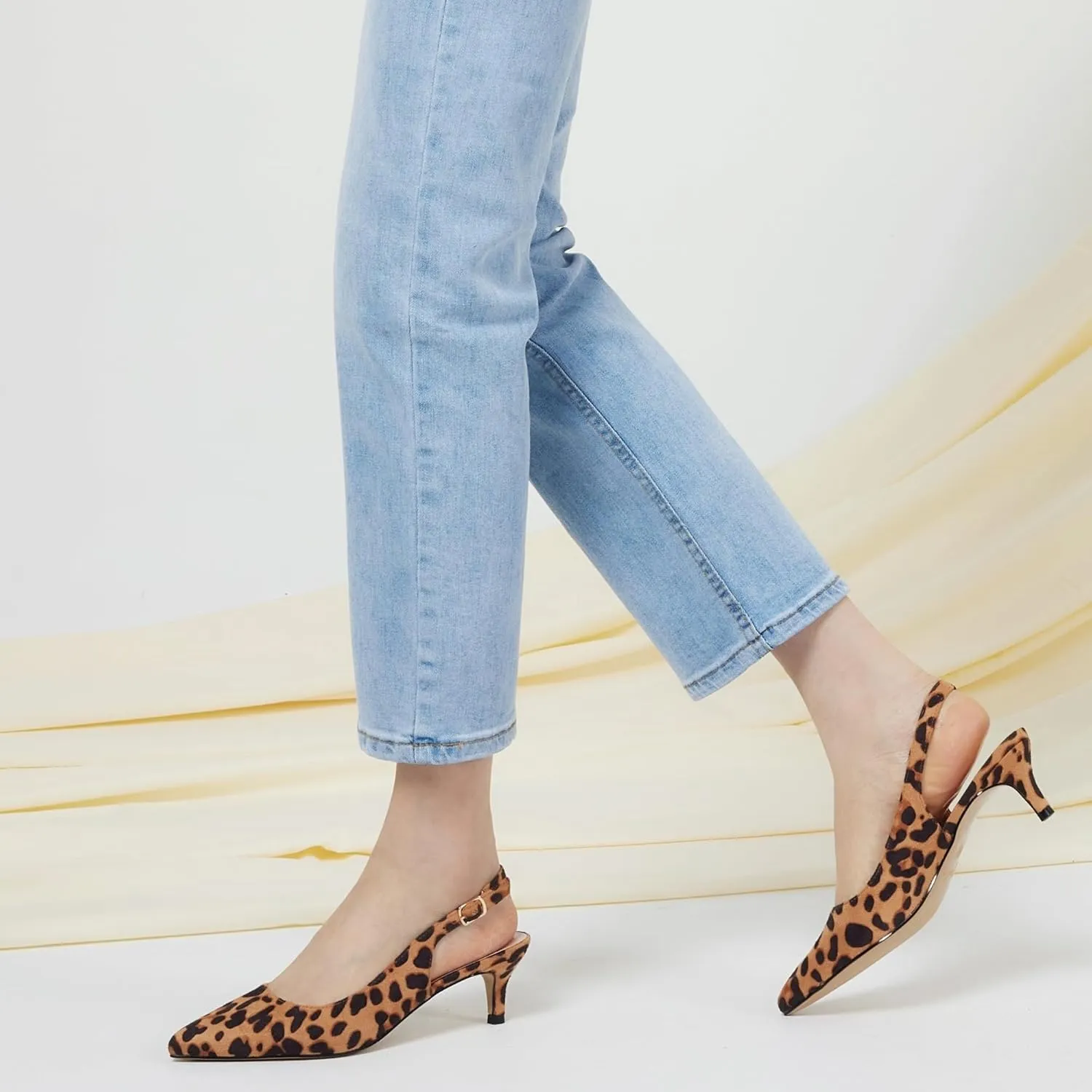 GENSHUO Low Kitten Heels Women's Slingback Dressy Pumps Pointed Closed Toe Ankle Strap Elegant Wedding Pumps Formal Comfortable Shoes