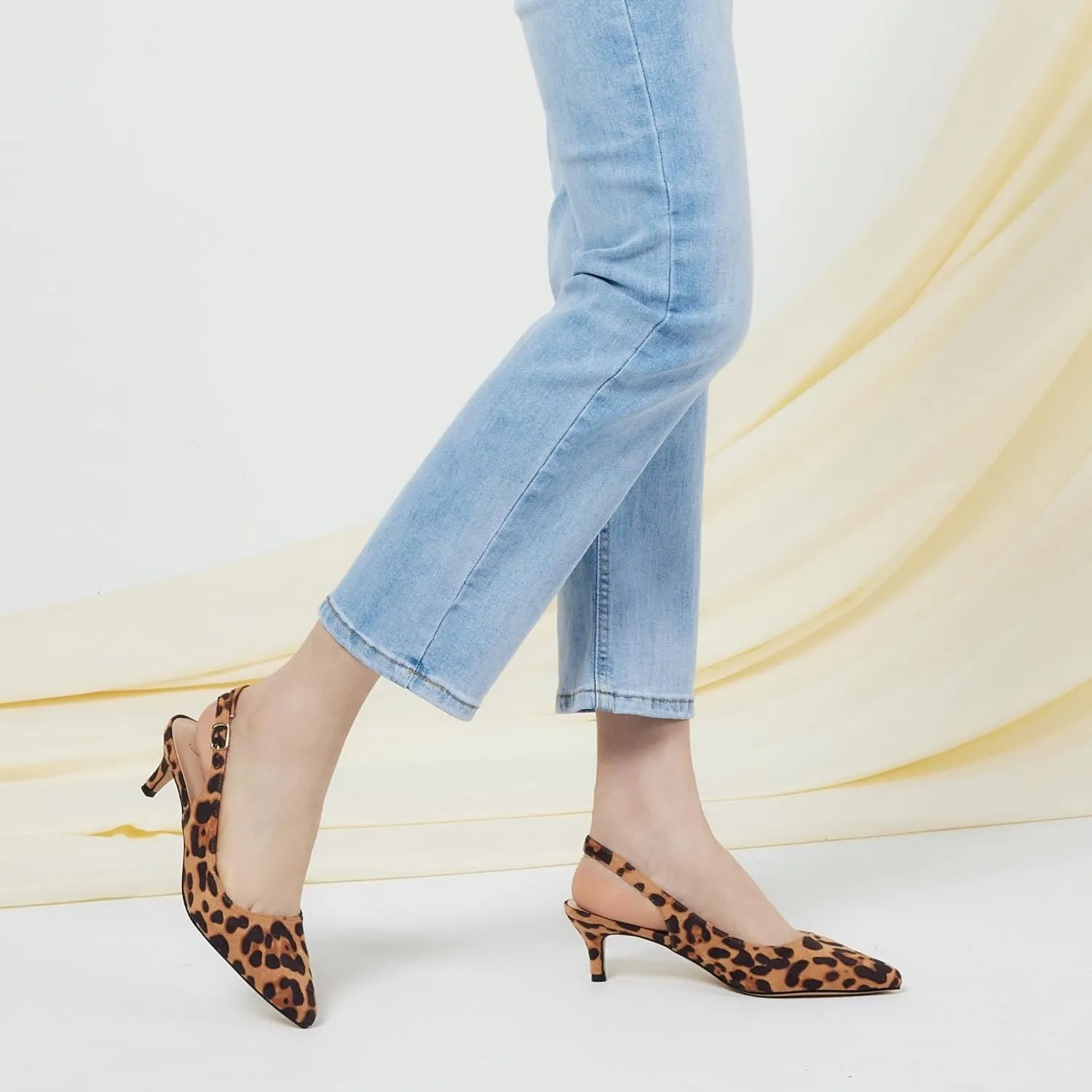 GENSHUO Low Kitten Heels Women's Slingback Dressy Pumps Pointed Closed Toe Ankle Strap Elegant Wedding Pumps Formal Comfortable Shoes