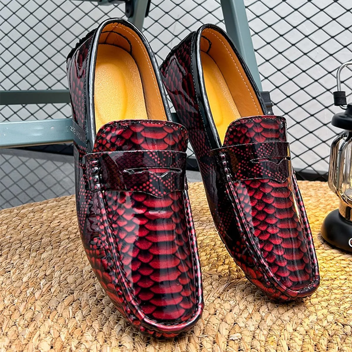 Men's Slip-On Flats Driving Loafers with Snake Print Outdoor Leather Shoes