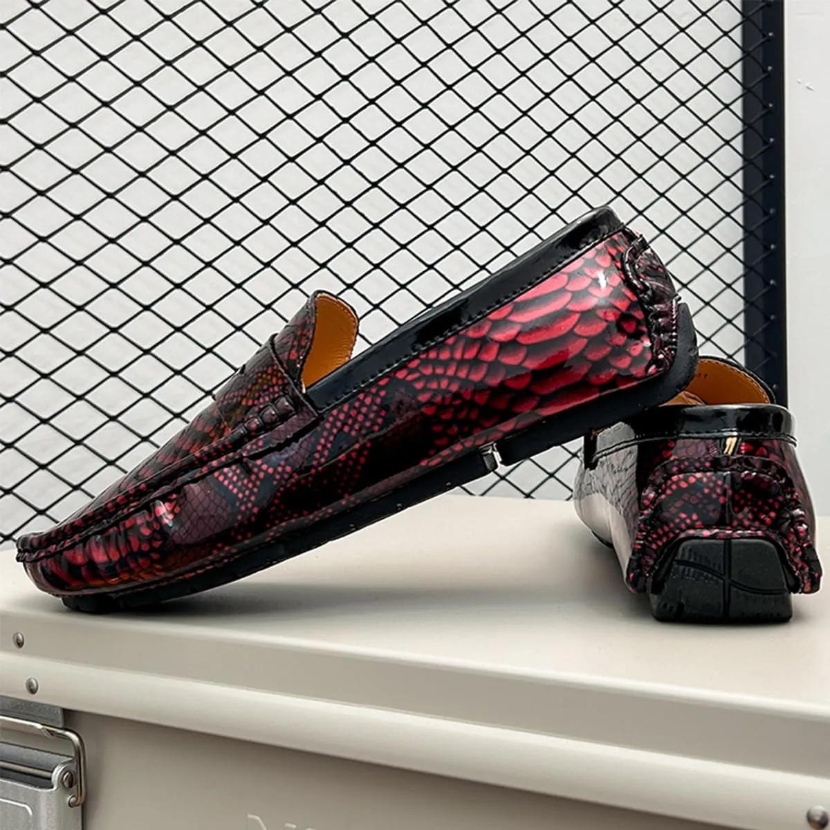 Men's Slip-On Flats Driving Loafers with Snake Print Outdoor Leather Shoes