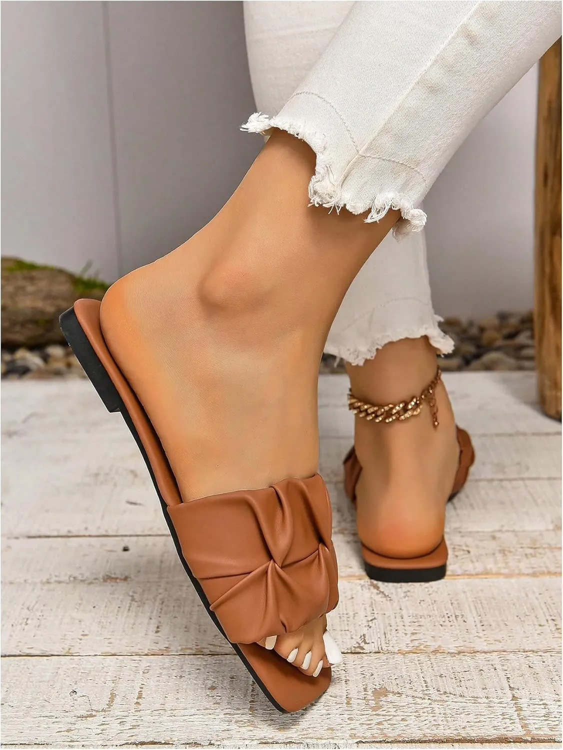 Verdusa Women's Square Toe Pleated Slide Sandals Summer Sandals Slippers