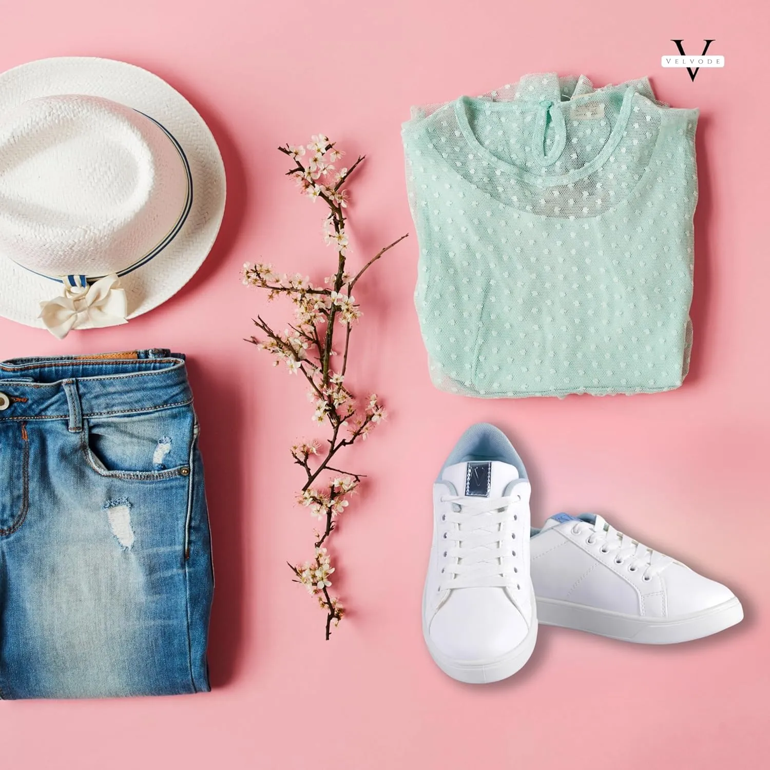 White Sneakers for Women with Comfortable Memory Foam Insoles, Easy to Clean and Durable Synthetic Leather, Versatile for Casual, Business, or Travel, Stylish and Vegan-Friendly Footwear