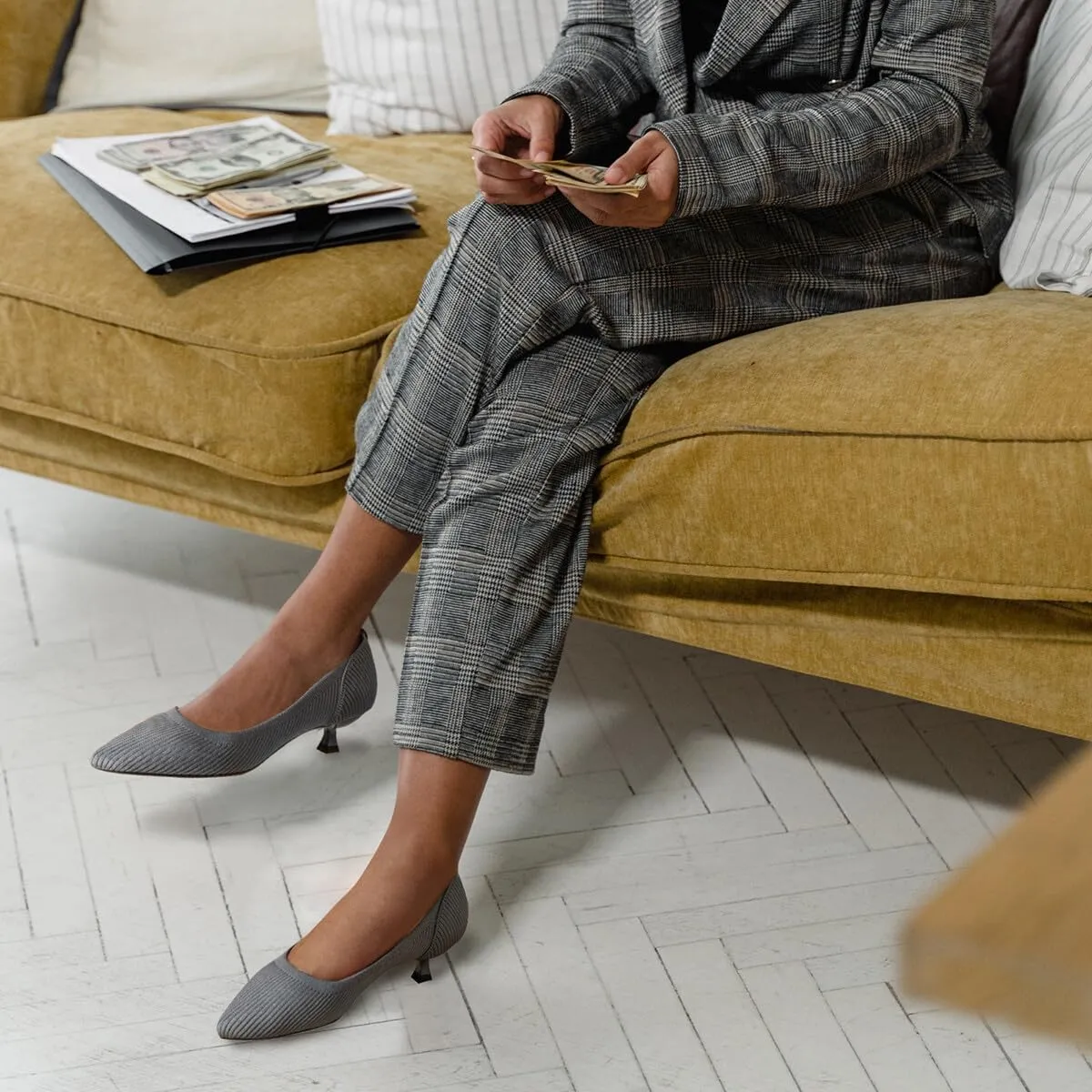 Womens Kitten Heels Pumps Shoes Comfortable Knit Closed Toe Heels for Women Work Office Casual Wedding Dressy