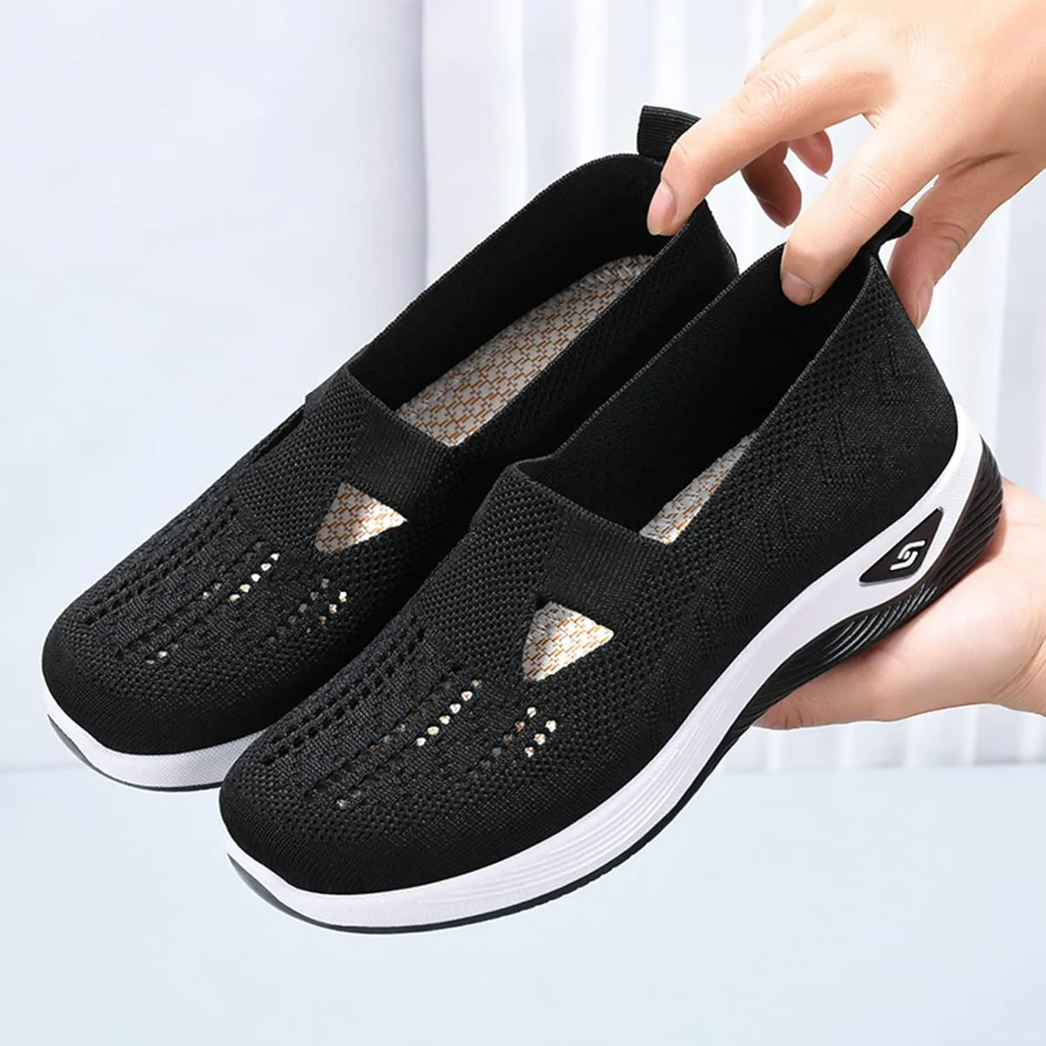 Women's Walking Shoes Orthotic Walking Sneakers Wide Width Non-Slip Sneakers Adjustable Breathable Platform Mesh Sandals